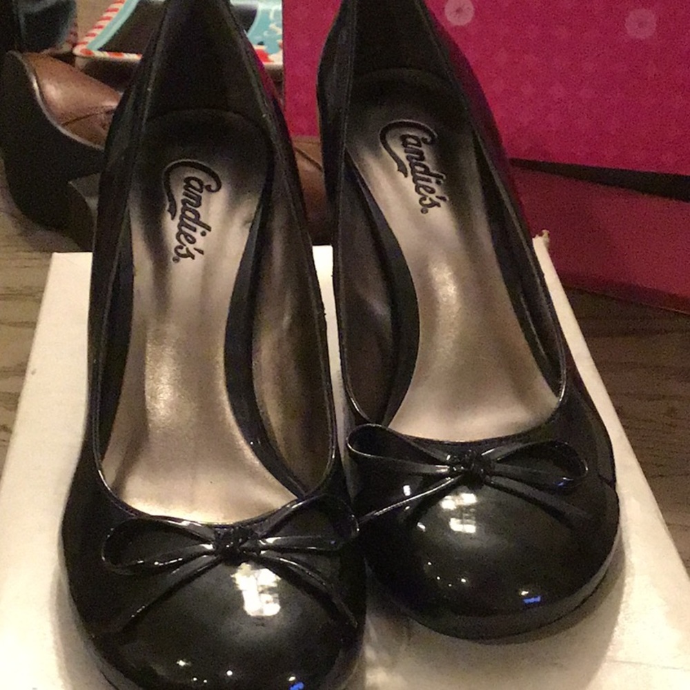 Women’s Shoes